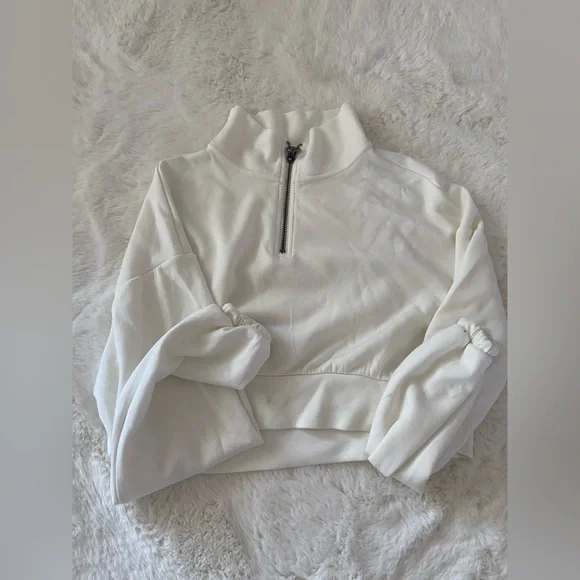 white half zip up cropped sweatshirt